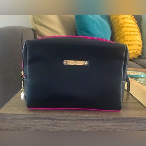 NEW … JUICY COUTURE Makeup / Cosmetic Bag - Picture 1 of 6